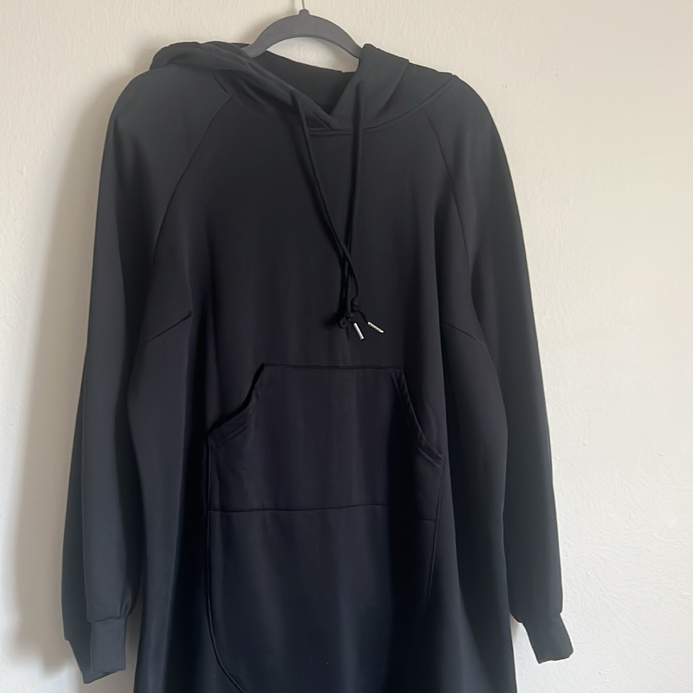 Long black maxi Hoodie Dress
Lined inside for warmth - Picture 2 of 9
